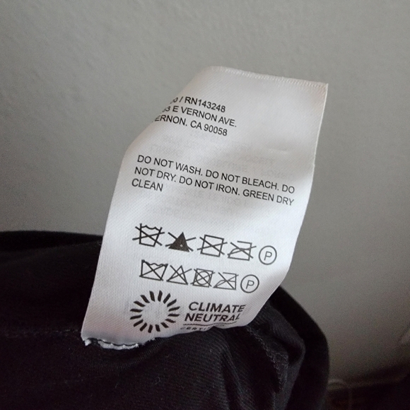 Reformation Darien Dress in Black NEW - Picture 8 of 14